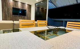 601S Penthouse moderno con Parqueo Incluido
